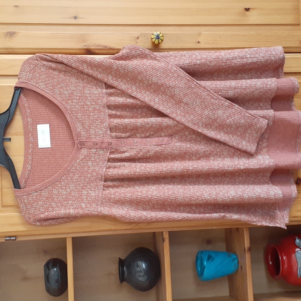 Lucky Brand long sleeve top. Waffel knit, henely, floral, cozy, long line Size L